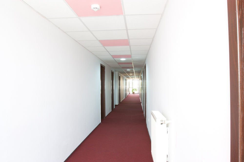 Denisa Hotel Отопень Екстер'єр фото